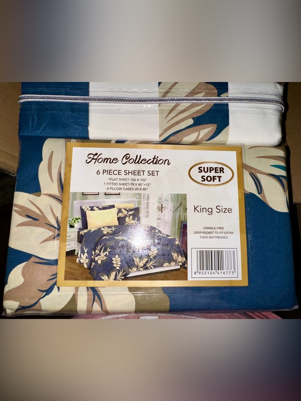 Home Collection King Sheet Set in Navy Blue and Cream Floral